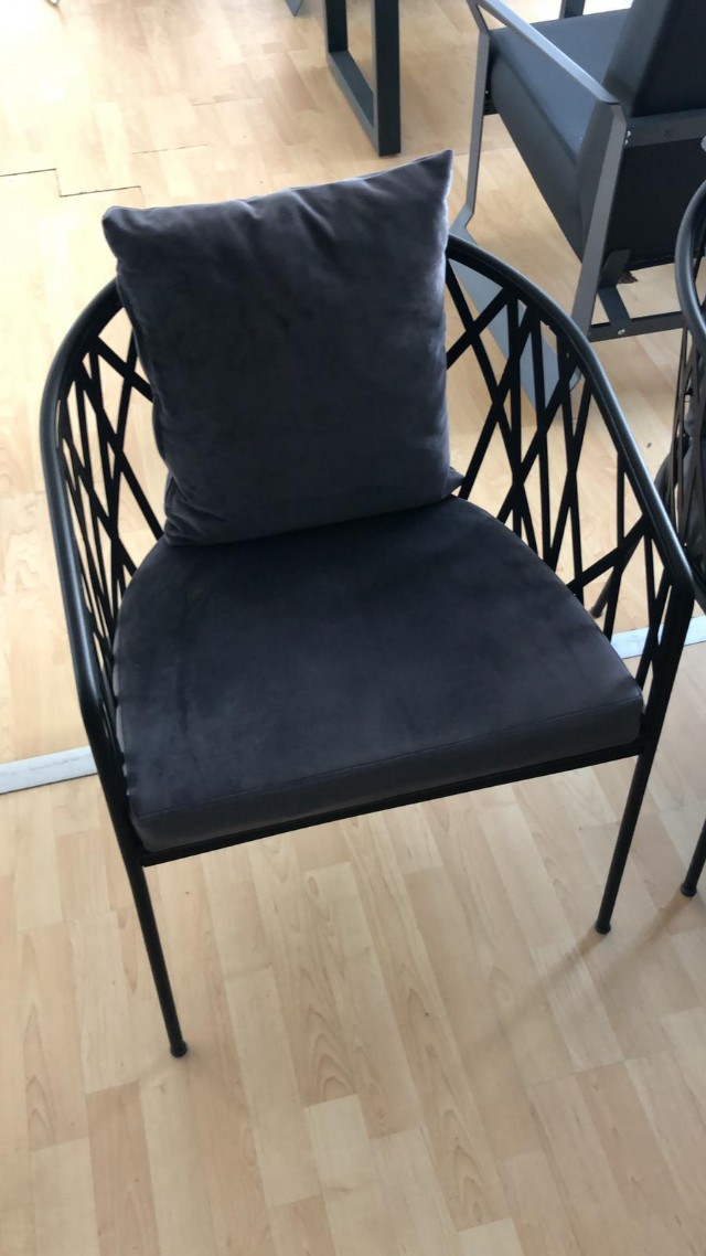 Kavisli Metal Sandalye Siyah Modern Metal Her Renk Üretim