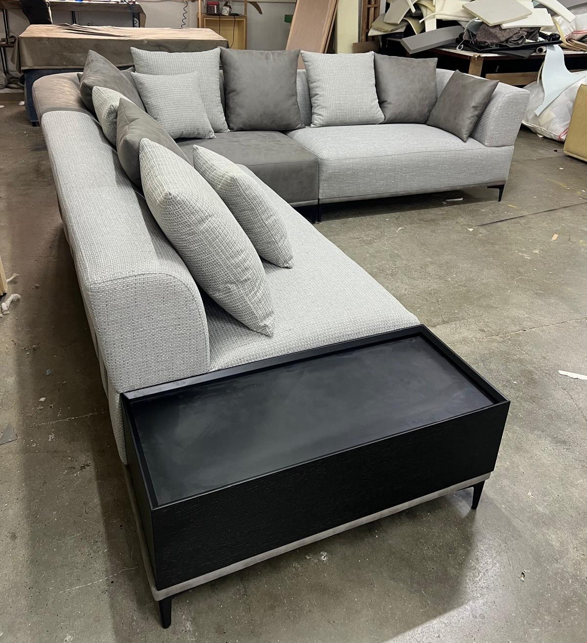 Yan Sehpalı Köşe Koltuk L Şeklinde Modern Özel Ölçü Üretim