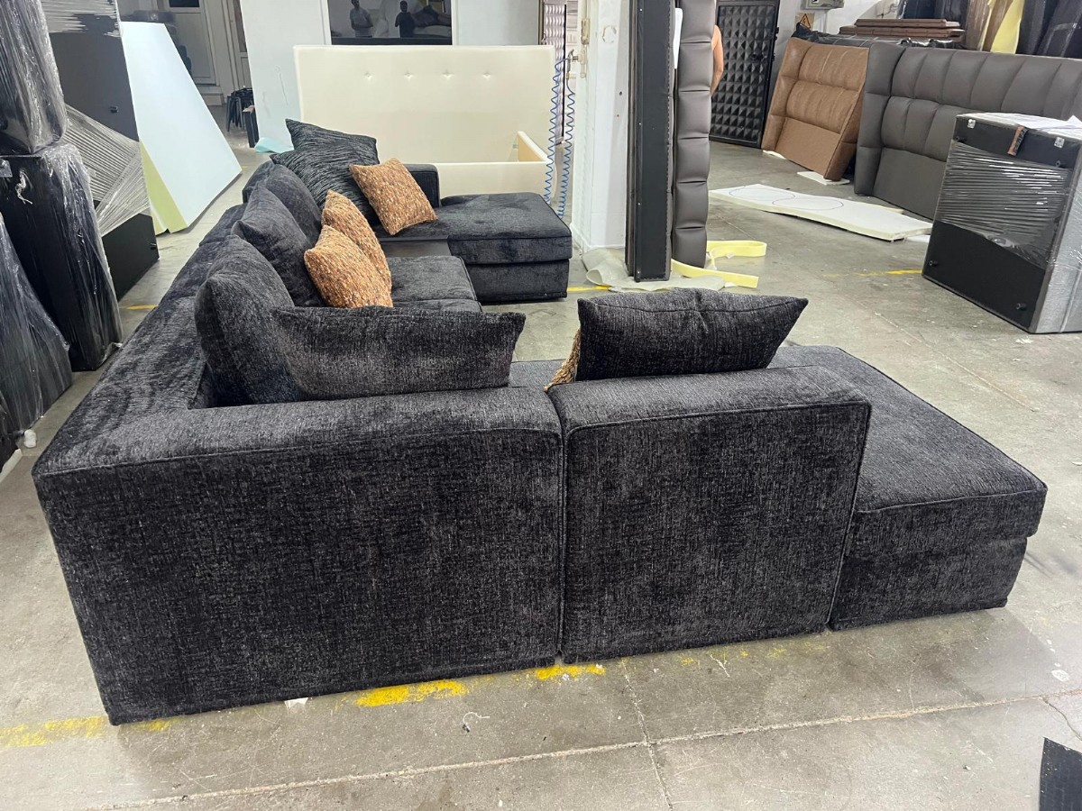 Siyah Modern U Şeklinde Büyük Ölçü Köşe Koltuk Takımı Modern Tasarım İstenilen Ölçüde Ve Renklerde Ü