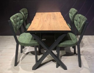 Lüks Tasarımlı Masa Metal Sandalyeler İle Ev Dekorasyonu
