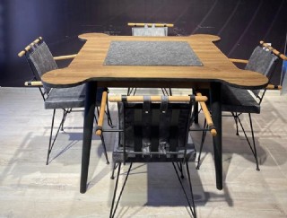 Şık Modern Endüstriyel Tasarımlı Kare Masa Metal Sandalyeler